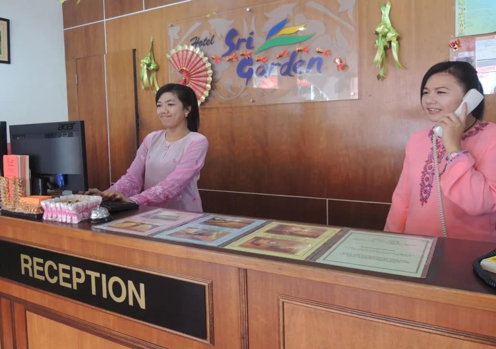 Hotel Sri Garden - photo 12