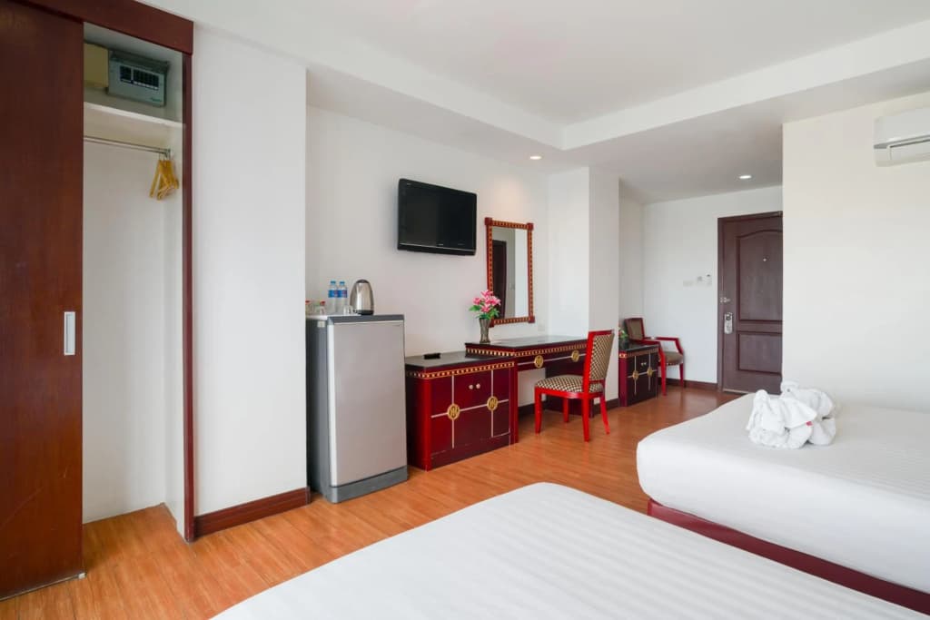 Jomtien Hisotel - photo 34