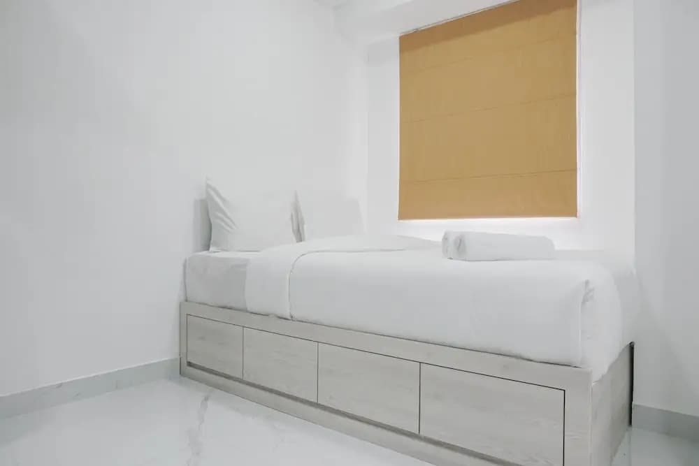 Comfort Studio at Menteng Square Apartment - photo 3