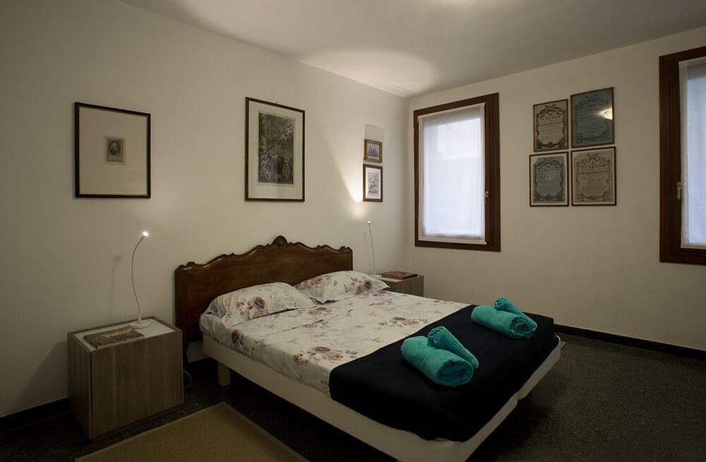 Venice Gallery - photo 5