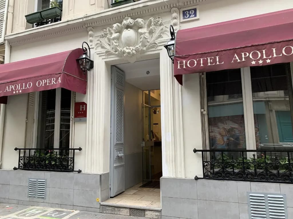 Hotel Apollo Opera - photo 1