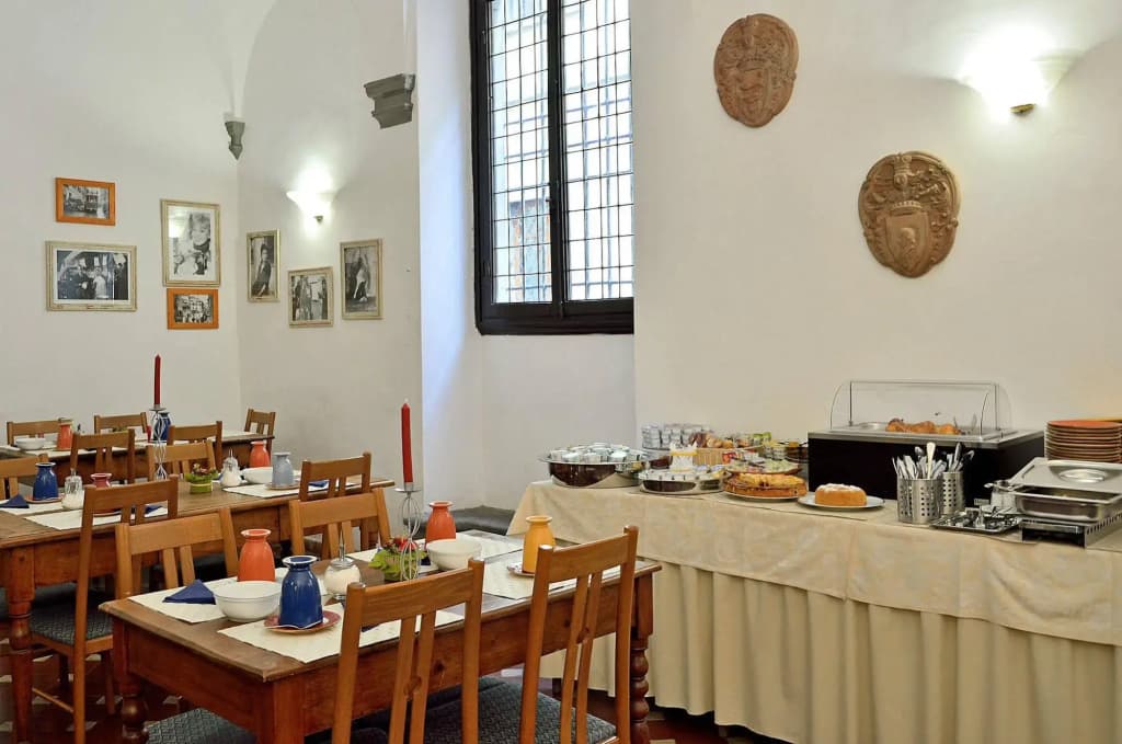 Hotel Vasari - photo 23