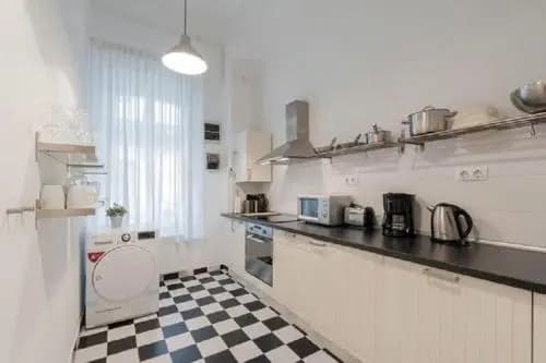 White Apartment - photo 17
