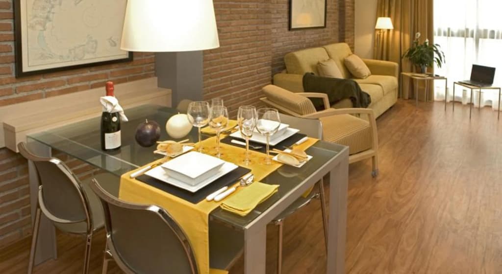 Serennia Cest Apartamentos Arc de Triomf - photo 15