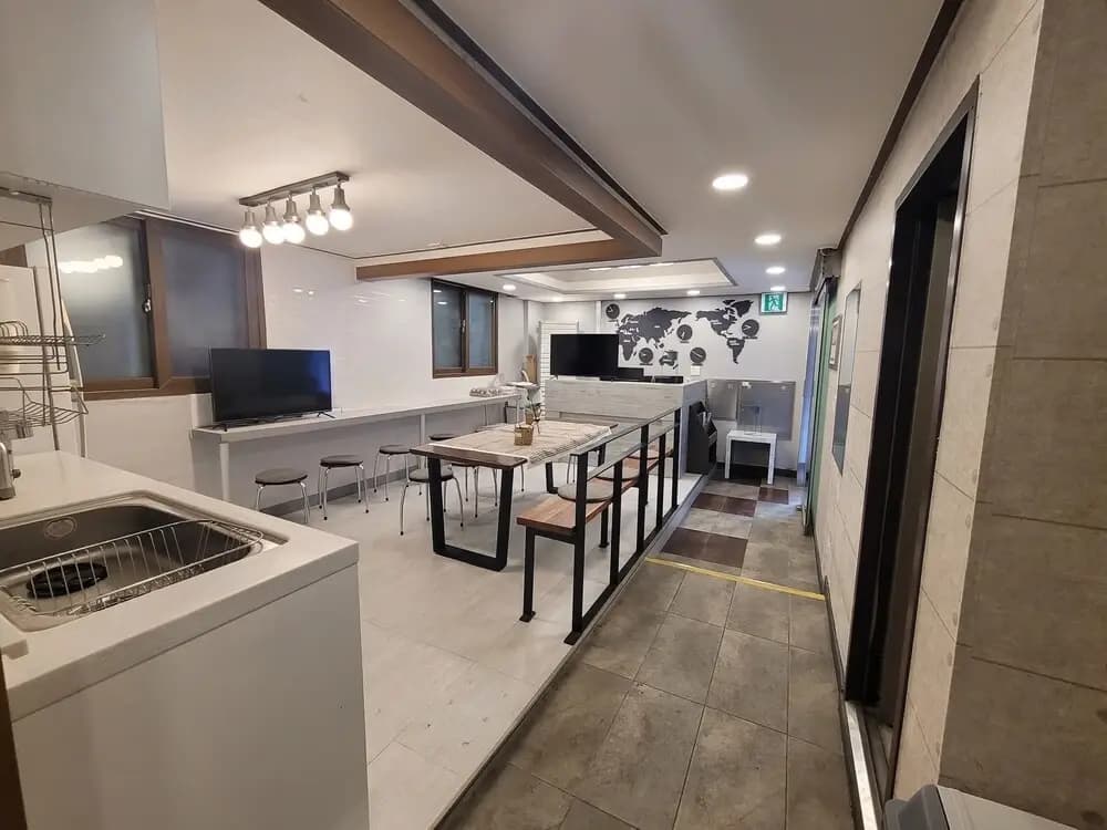 Olive Hostel - photo 18