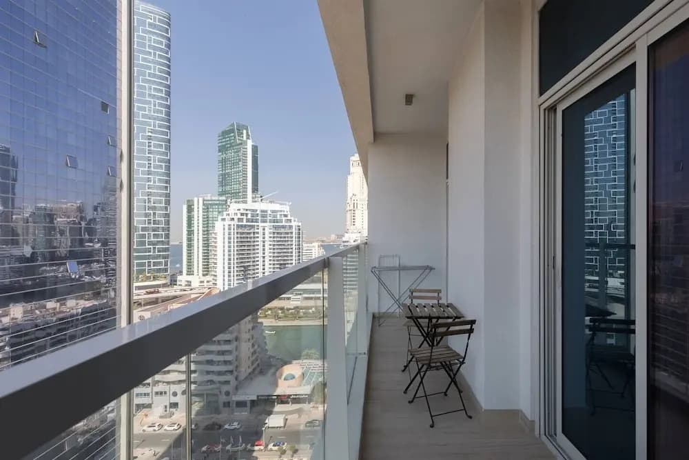 Bright 1BR sea view and balcony - photo 6