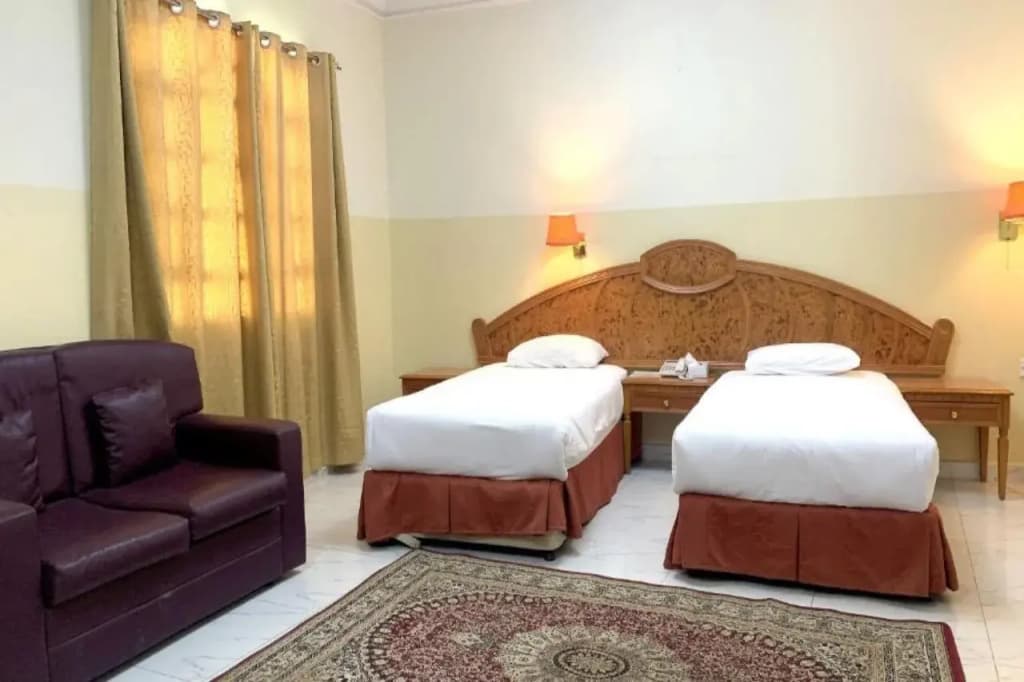 Super OYO 151 Manam 2 Hotel Apartment - photo 5