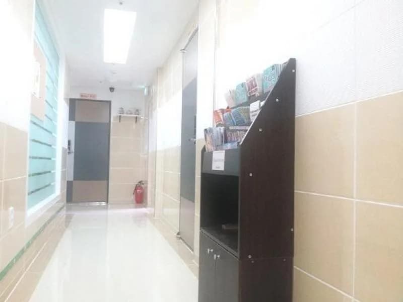 Hongdae Uncle Residence(홍대 엉클 레지던스) - photo 4