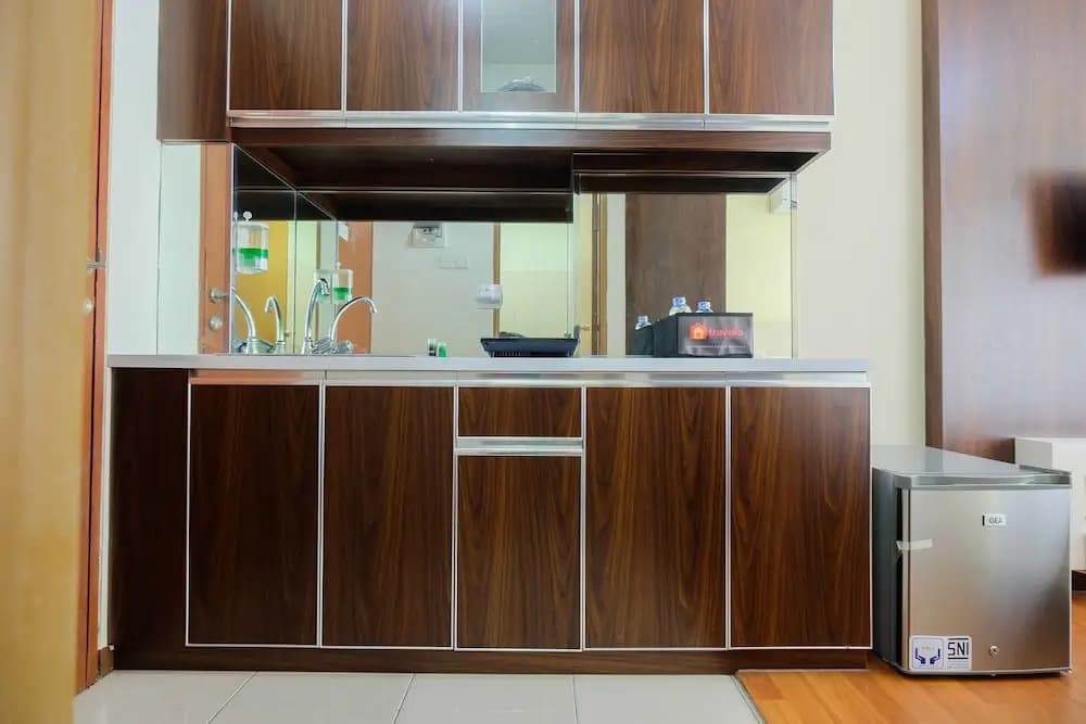 Comfy Studio Tifolia Apartment - photo 13