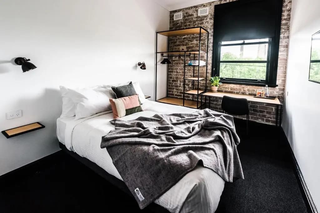 Sydney Park Hotel - photo 3