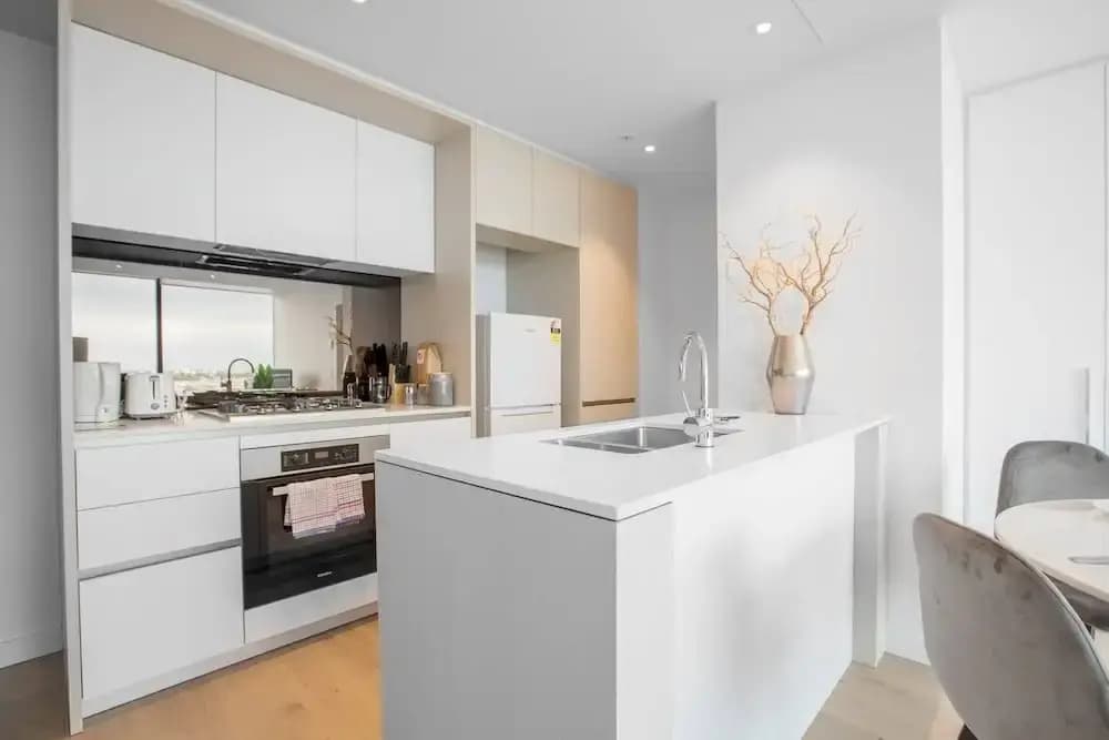 Delightful 2BR Riverview@docklands - photo 11