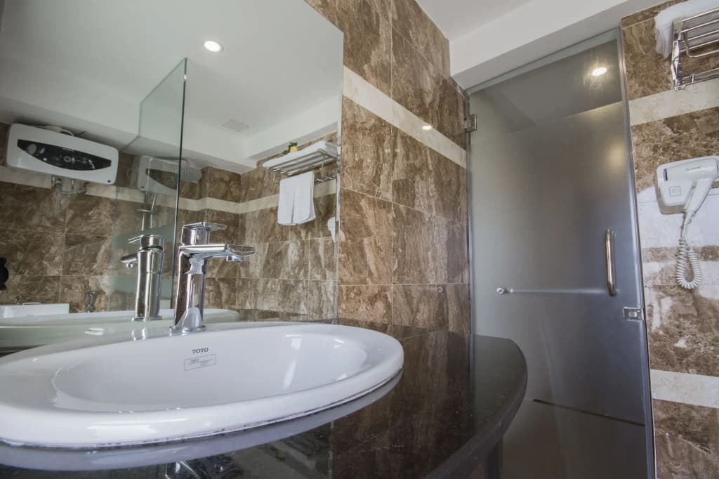 Sapphire Hotel - photo 9
