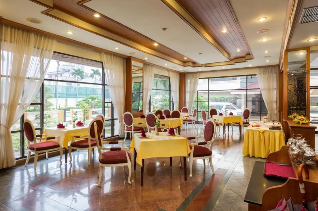 Oriental Palace Apartments Hanoi - photo 35