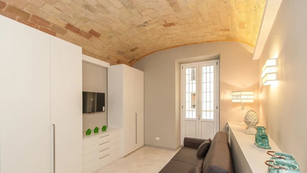 Bernini Apartments - photo 16