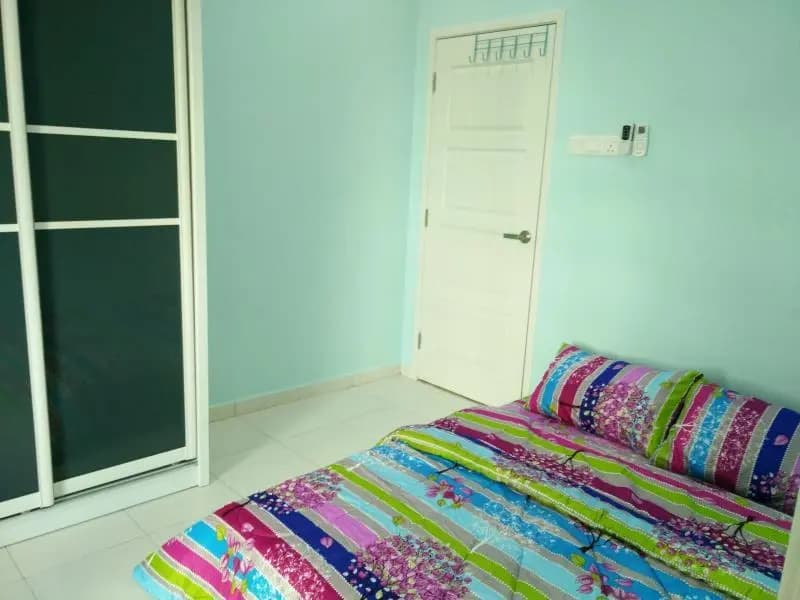 Penang Skypark Holiday Home - photo 1