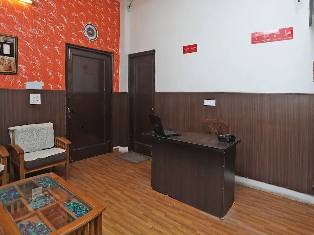 OYO 14908 Chirag Residency - photo 9