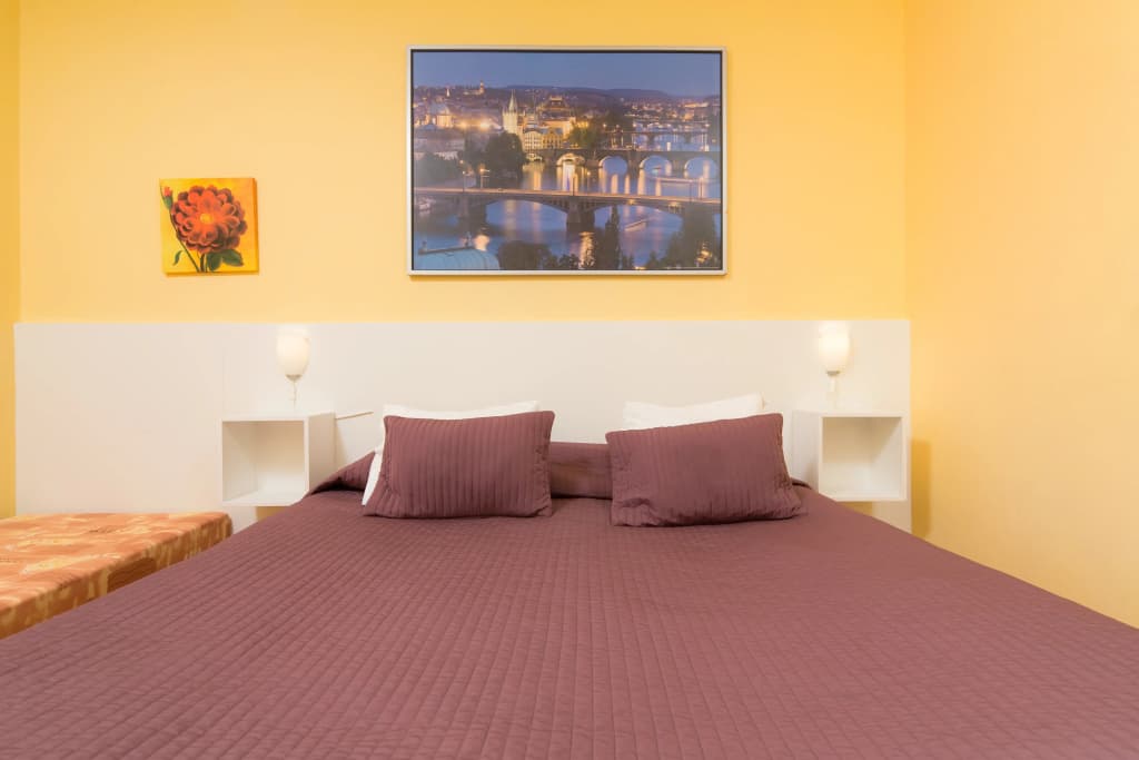 City Lounge Hotel - photo 3