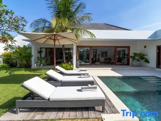 Villa Leaf Sanur by BaliSuperHost - photo 2