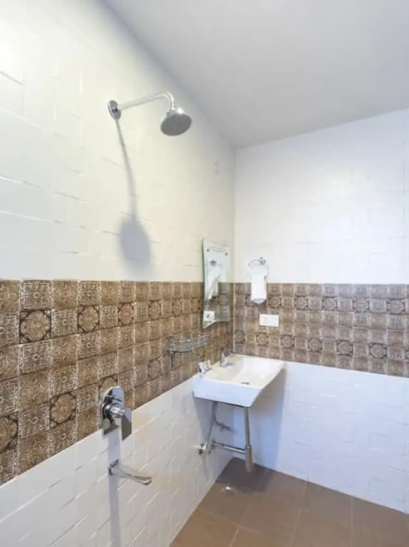 Hotel Red Stone - photo 15