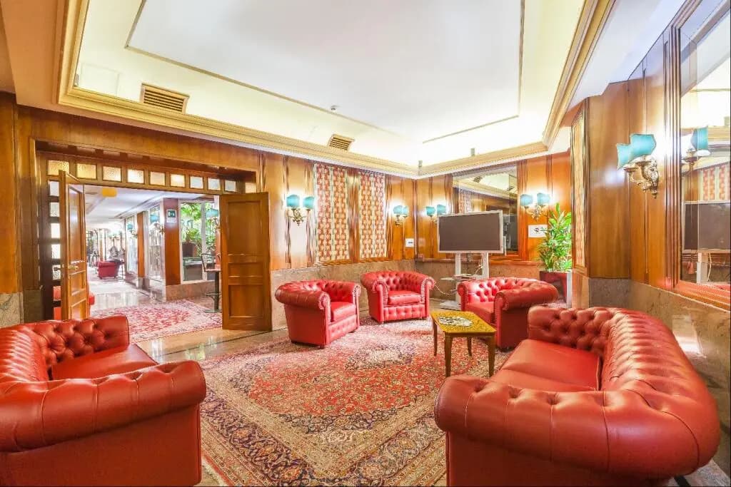 Hotel Galles - photo 9