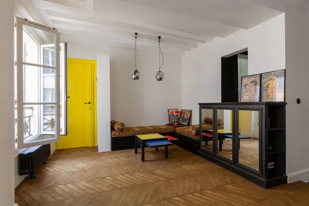 Bauhaus Magic in the Marais - photo 10