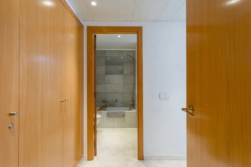 Unique Rentals - Stylish Seafront Duplex - photo 15