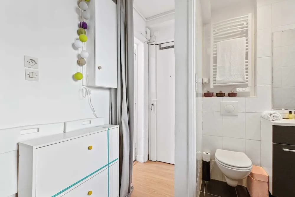Charming Apartment for 2 in Paris - photo 7