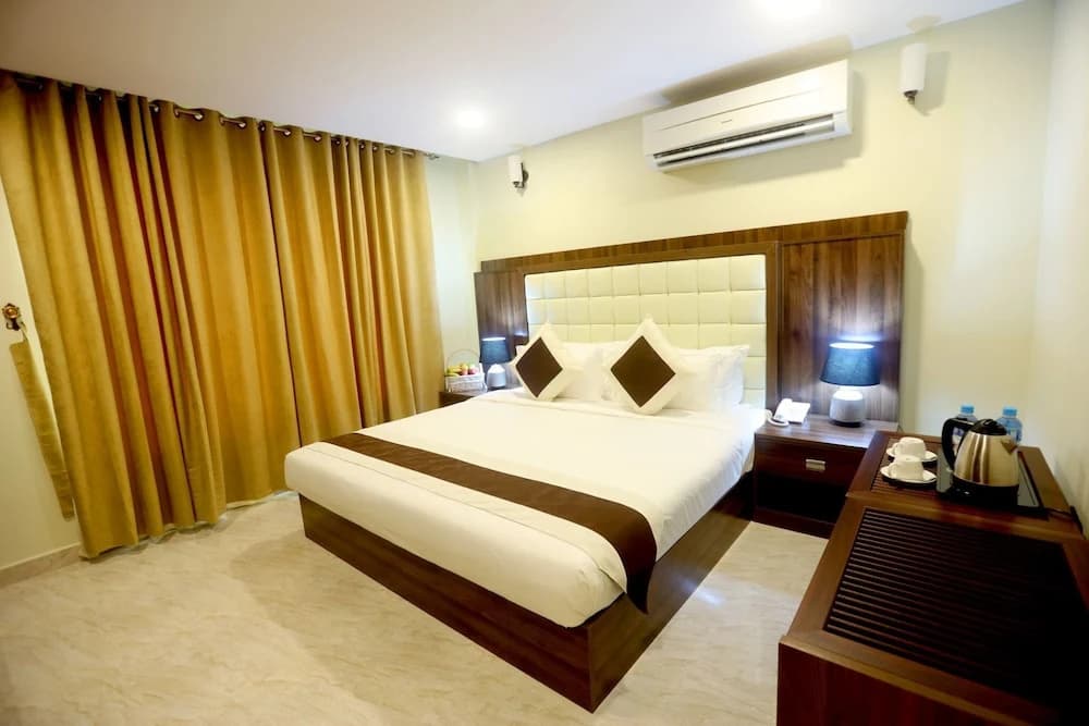 Golden Crown Hotel Al Seeb Muscat - photo 6