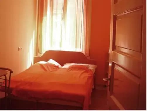 Mandy Hostel - photo 4