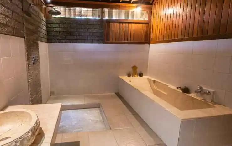 Nur Guest House - photo 16