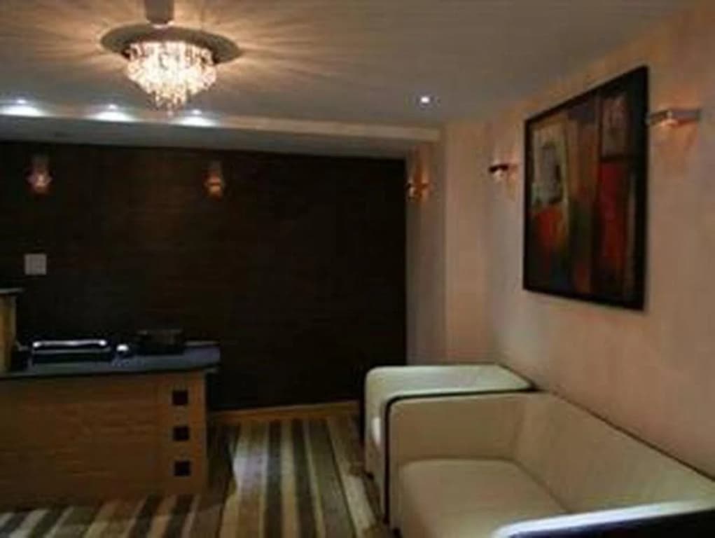 Baytree Hotel - main photo