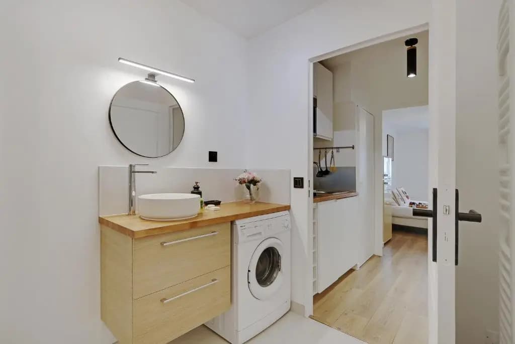 Buttes Chaumont - Sunny 2P apartment - photo 4