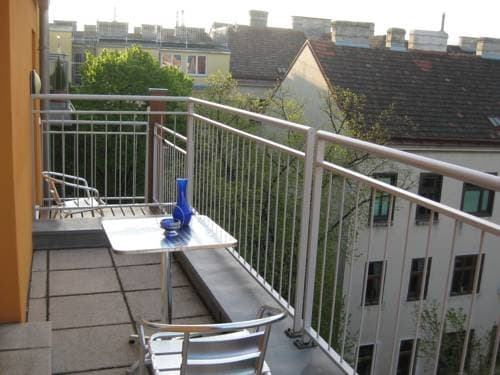 Puzzlehotel Appartement Schonbrunn - photo 14