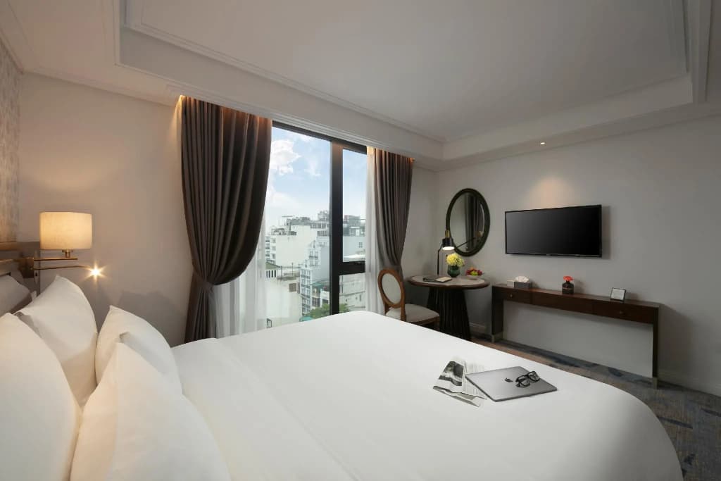 The Oriental Jade Hotel - photo 6