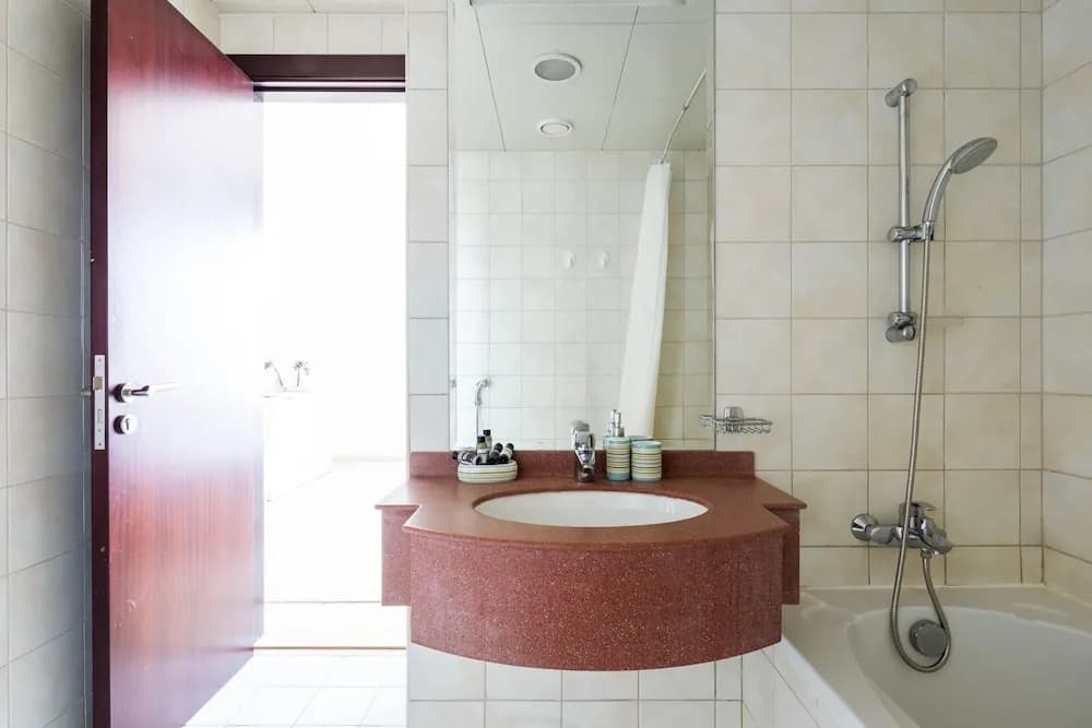 Premier 1BR Apartment in JLT - Sleeps 3! - photo 6