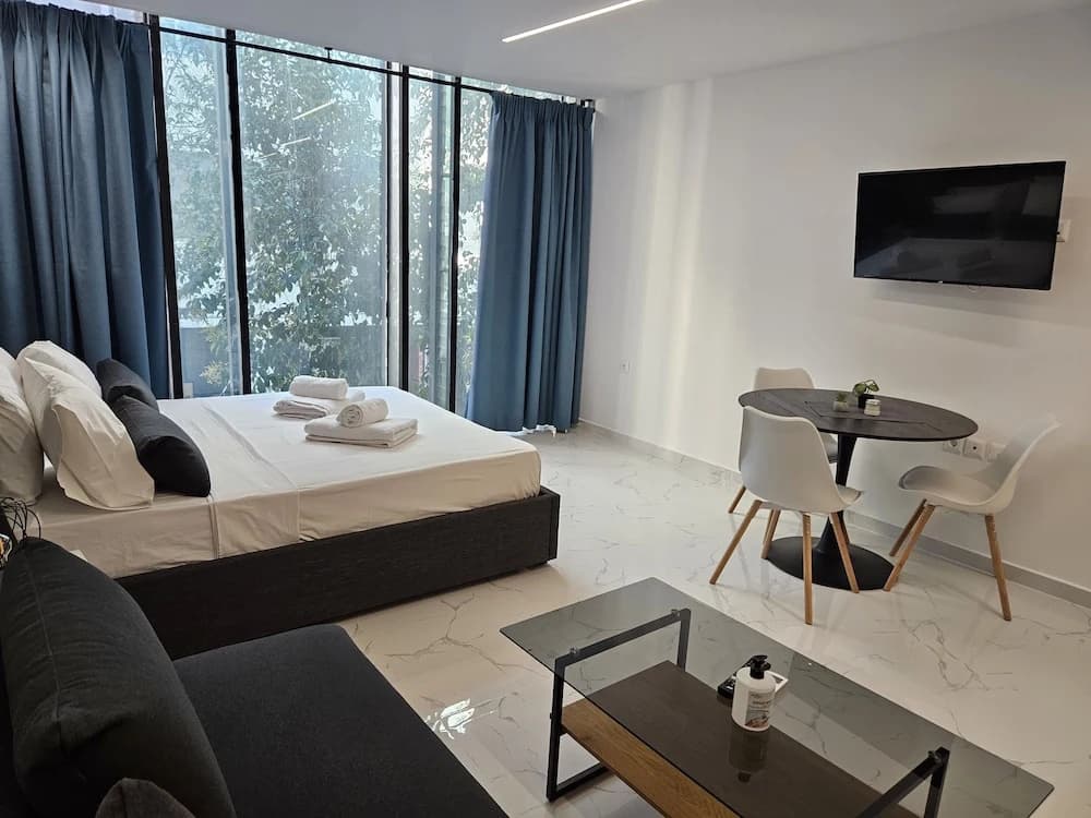 Nikis 20 Suites - photo 13