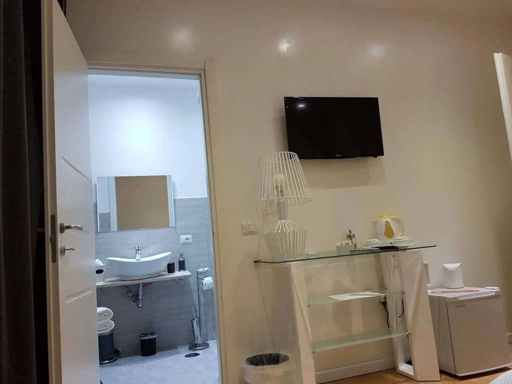 Chain Vatican Suites - photo 4