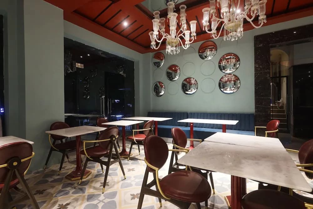 The Saga Hotel - photo 8