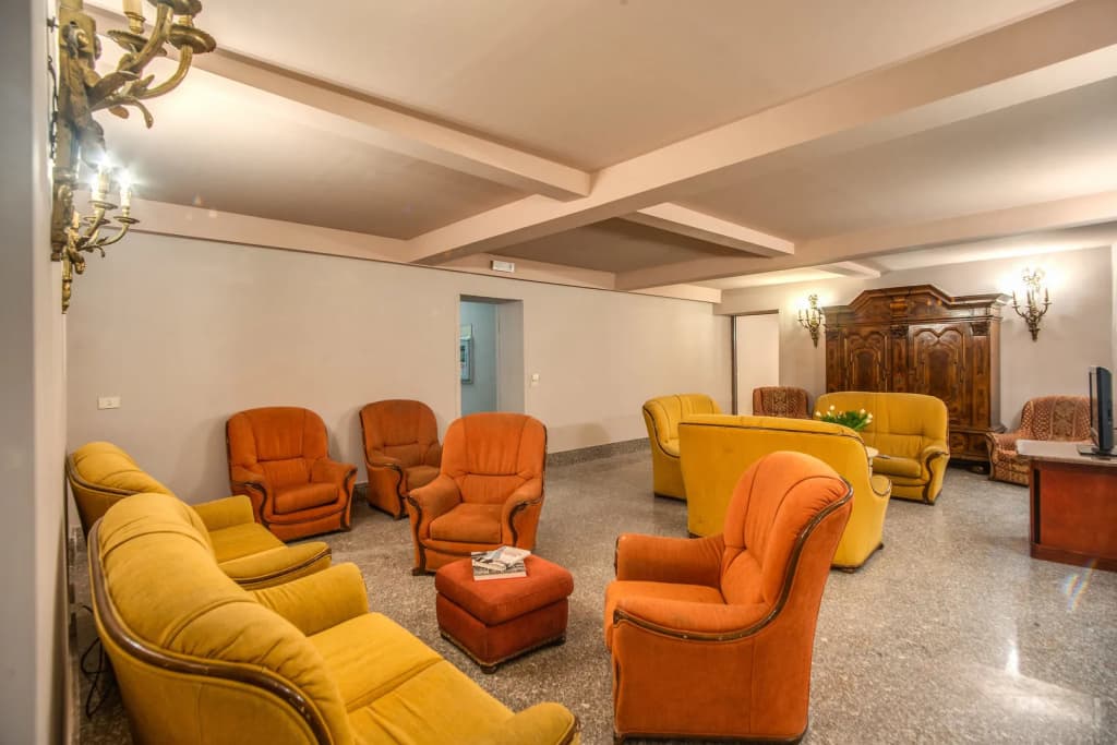 Hotel Madison - photo 13