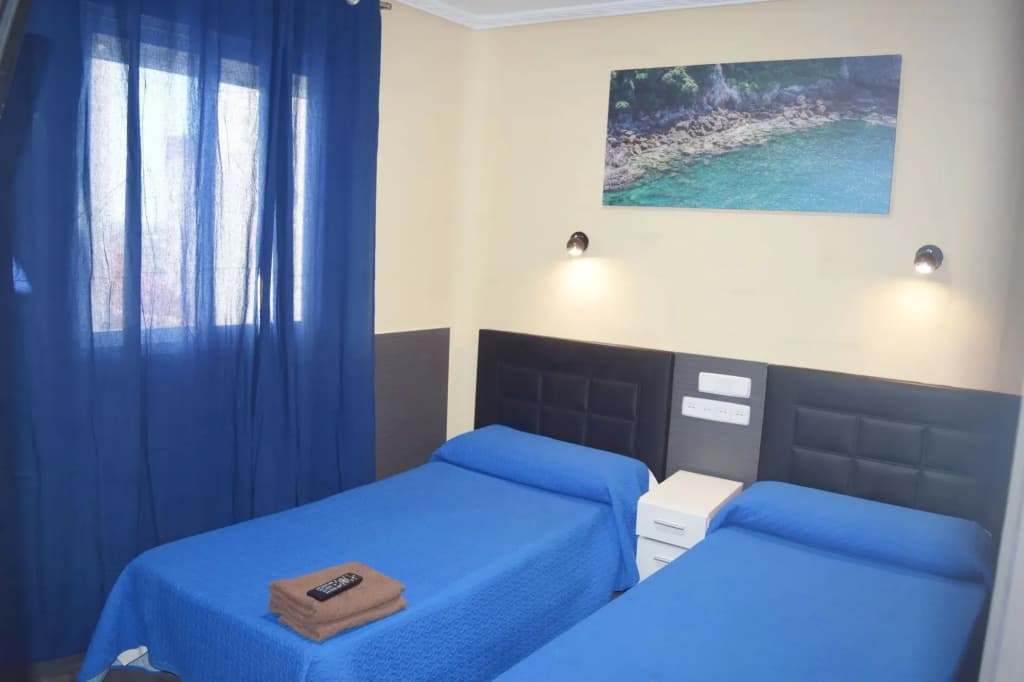 Hostal Numancia - photo 30
