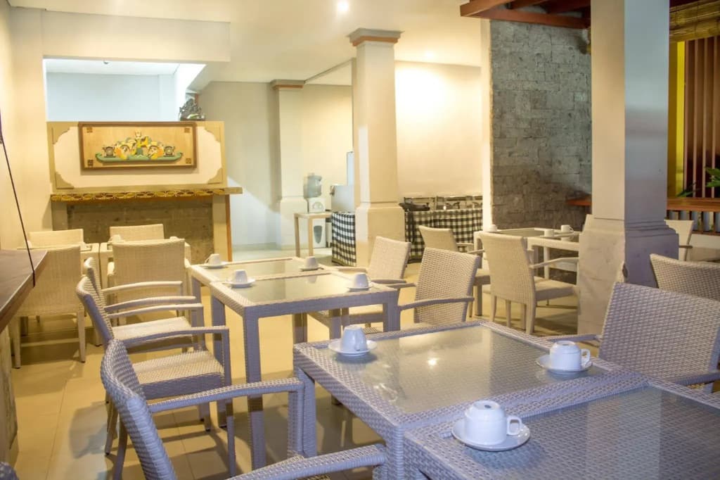 Kamini Legian Hotel - photo 21