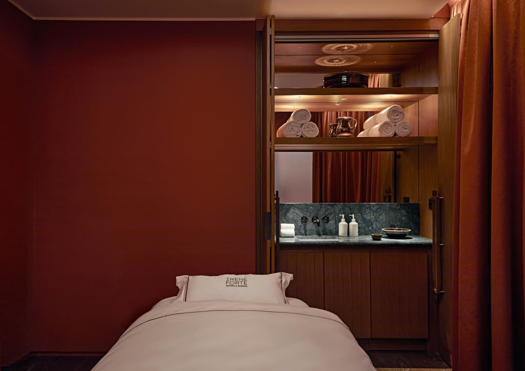 The Carlton - photo 5