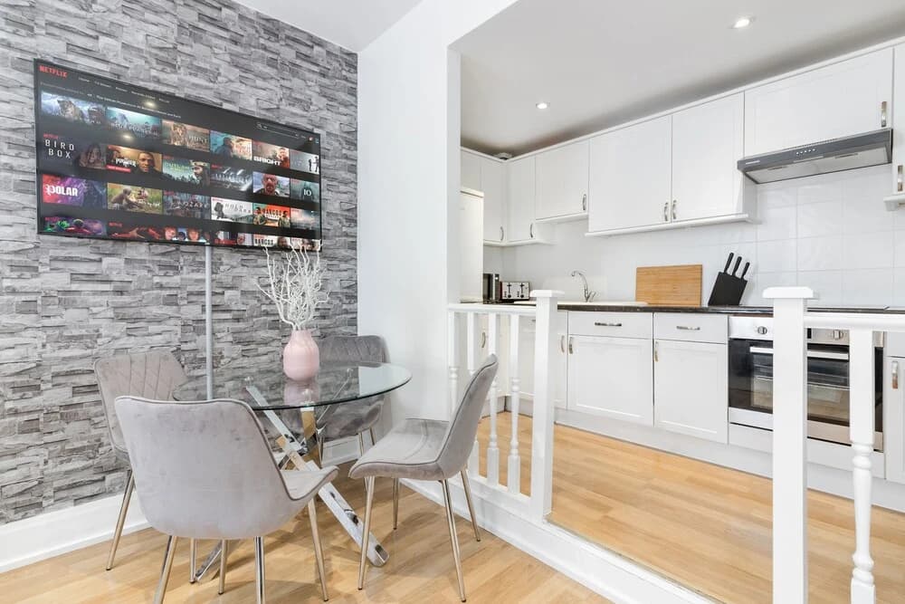 Stylish & Comfy Apartment in Marylebone - photo 16