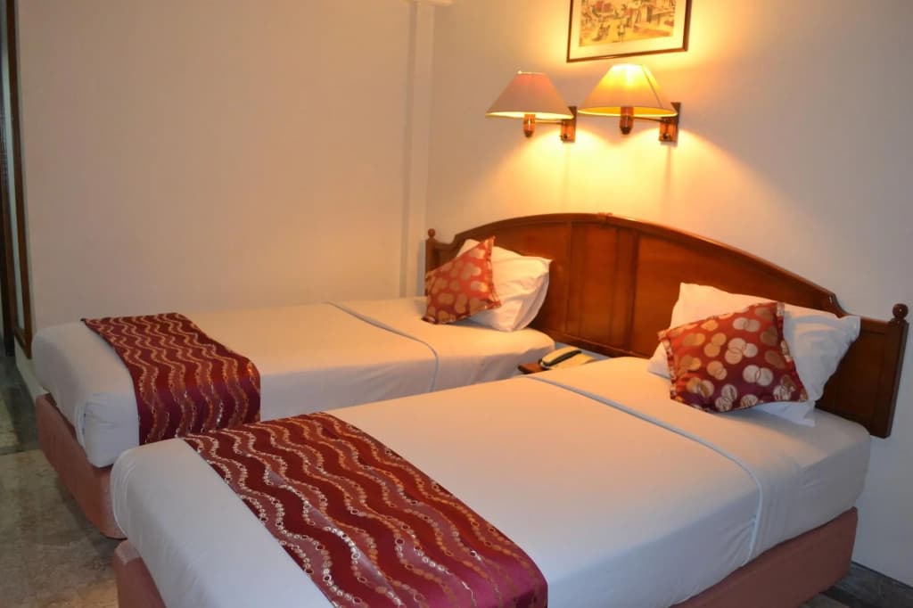 Mega Matra Hotel - photo 20