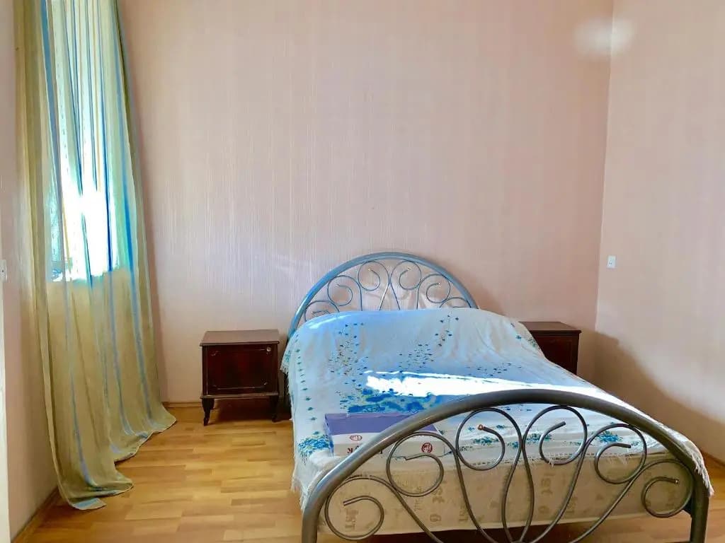 Center house #14 - photo 3