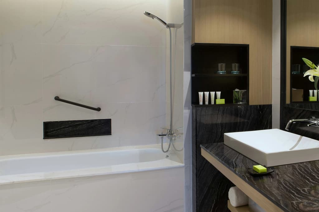 Le Meridien Kota Kinabalu - photo 36