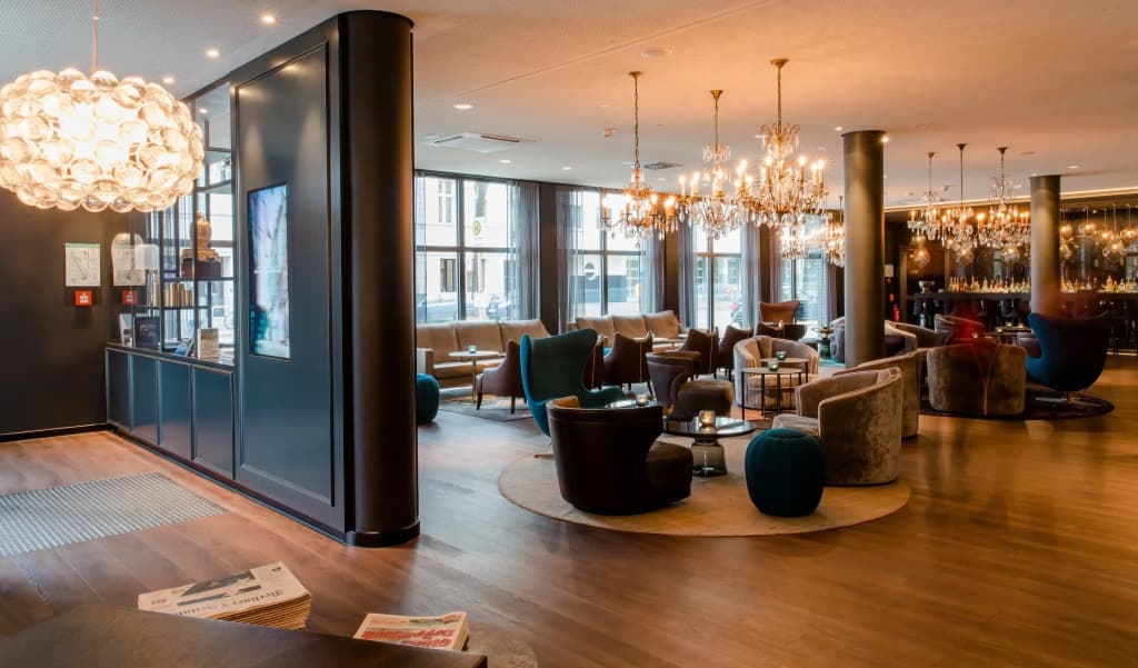 Motel One Berlin-Bellevue - photo 30