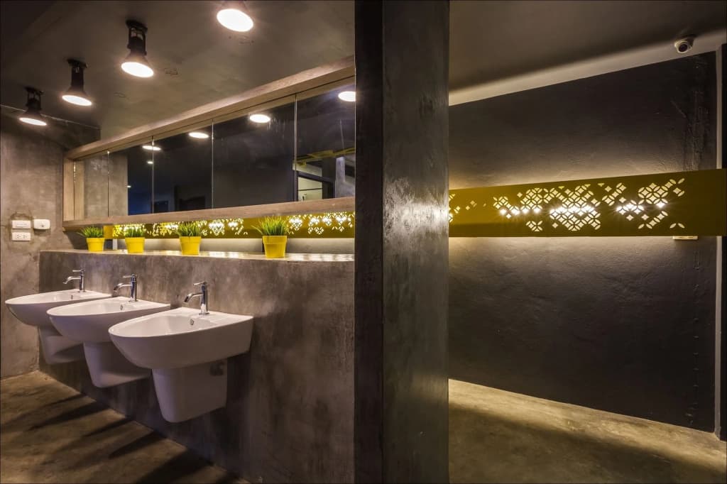 Fulfill Phuket Hostel - photo 9