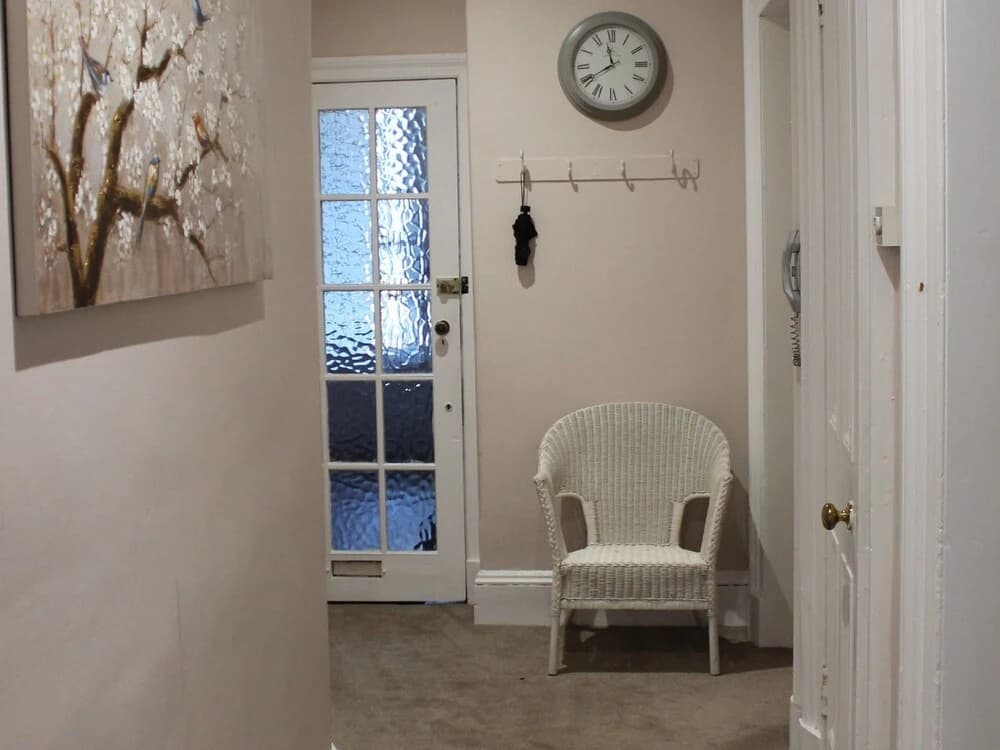Spacious West End Townhouse - photo 11