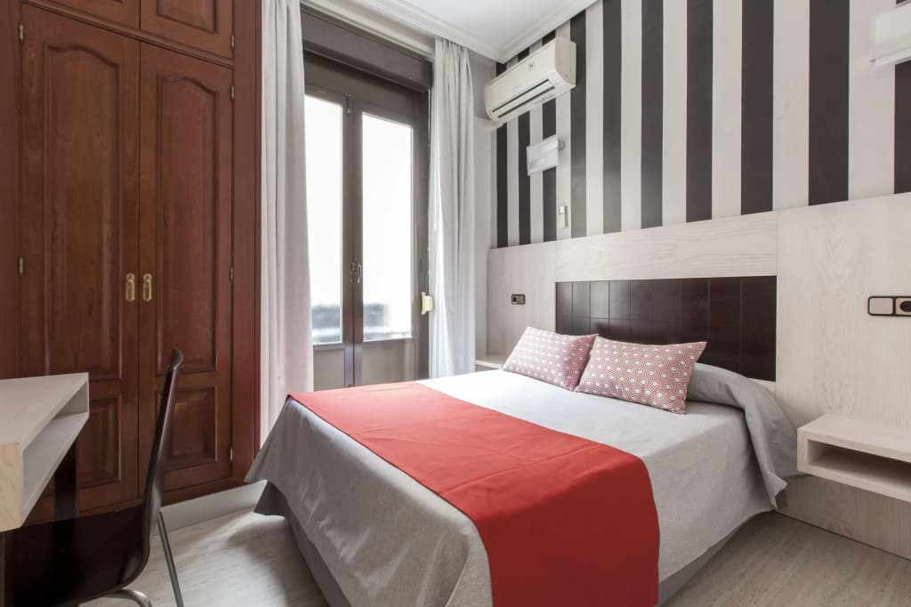 Hostal Castilla I - Atocha - photo 5